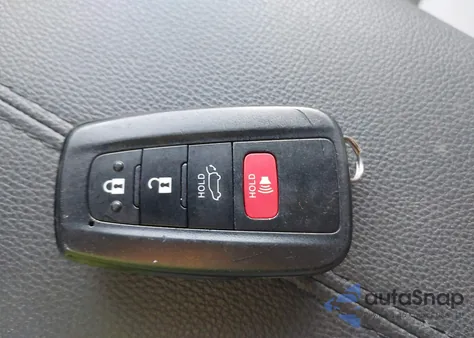 2019 Toyota Rav4 Limited z USA, uszkodzony, nr VIN JTMN1RFV9KD518825